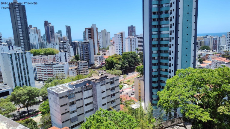 Imagem Imóvel com 3 Quartos à Venda, 130 m² em Graça - Salvador Imagem Imóvel com 3 Quartos à Venda, 130 m² em Graça - Salvador
