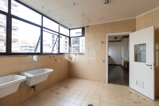 Imagem Apartamento com 3 Quartos à Venda, 325 m² em Moema - São Paulo