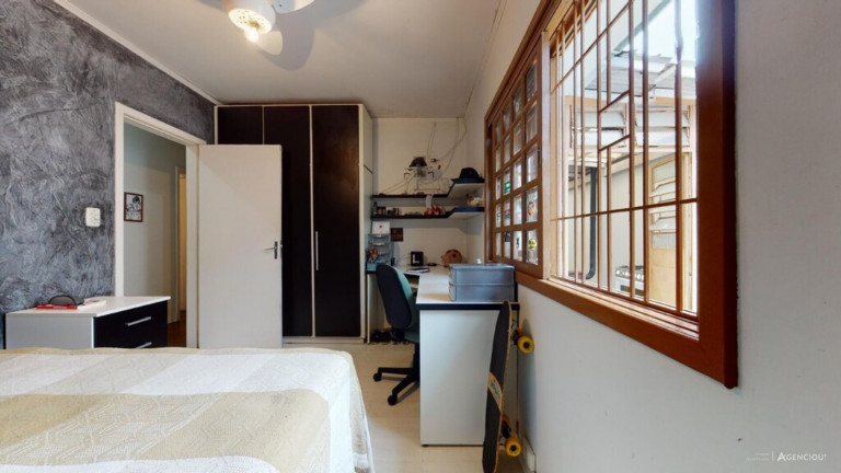 Imagem Imóvel com 4 Quartos à Venda, 120 m² em Espírito Santo - Porto Alegre Imagem Imóvel com 4 Quartos à Venda, 120 m² em Espírito Santo - Porto Alegre