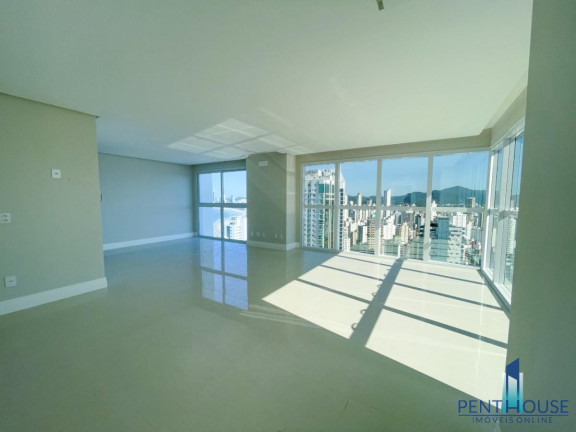 Imagem Apartamento com 4 Quartos à Venda, 140 m² em Centro - Balneário Camboriú Imagem Apartamento com 4 Quartos à Venda, 140 m² em Centro - Balneário Camboriú