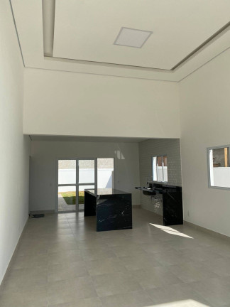 Imagem Imóvel com 3 Quartos à Venda, 3.000.000 m² em São Paulo - Itupeva Imagem Imóvel com 3 Quartos à Venda, 3.000.000 m² em São Paulo - Itupeva