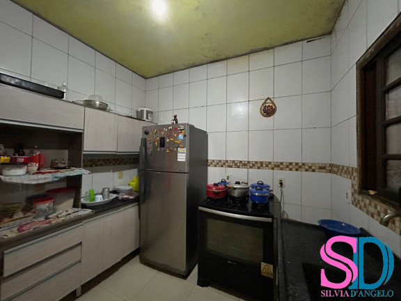Imagem Casa com 6 Quartos à Venda, 100 m² em Centro - Ubatuba Imagem Casa com 6 Quartos à Venda, 100 m² em Centro - Ubatuba