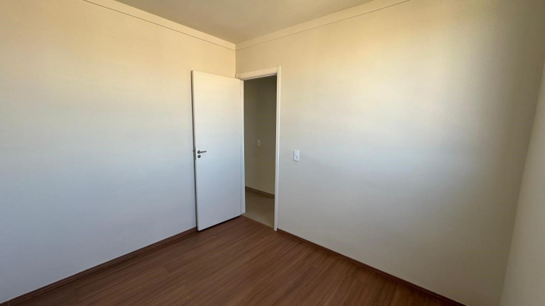 Imagem Imóvel com 2 Quartos à Venda, 65 m² em Cabral - Contagem