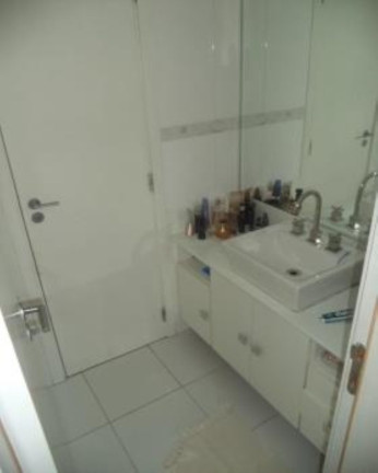 Imagem Imóvel com 4 Quartos à Venda, 180 m² em Centro - Nova Iguaçu Imagem Imóvel com 4 Quartos à Venda, 180 m² em Centro - Nova Iguaçu
