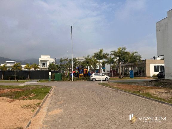 Imagem Terreno à Venda, 150 m² em Beira Rio - Biguaçu Imagem Terreno à Venda, 150 m² em Beira Rio - Biguaçu