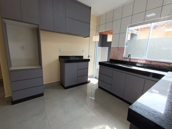 Imagem Sobrado com 2 Quartos à Venda, 62 m² em Jardim São José - Goiânia