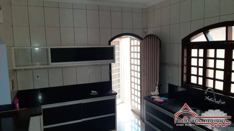 Imagem Casa com 3 Quartos à Venda, 148 m² em Jardim Do Vale - Jacareí Imagem Casa com 3 Quartos à Venda, 148 m² em Jardim Do Vale - Jacareí