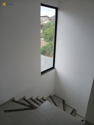 Imagem Casa com 2 Quartos à Venda, 180 m² em São João Do Rio Vermelho - Florianópolis Imagem Casa com 2 Quartos à Venda, 180 m² em São João Do Rio Vermelho - Florianópolis