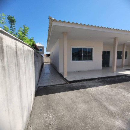 Imagem Casa de Condomínio com 3 Quartos à Venda, 135 m²