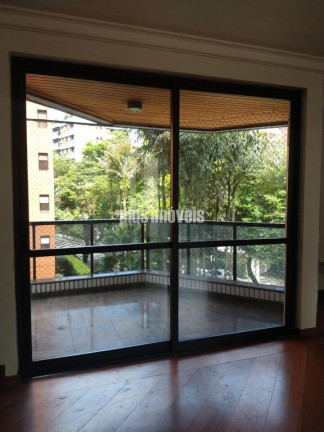 Apartamento com 4 Quartos à Venda, 312 m² em Vila Nova Conceição - São Paulo