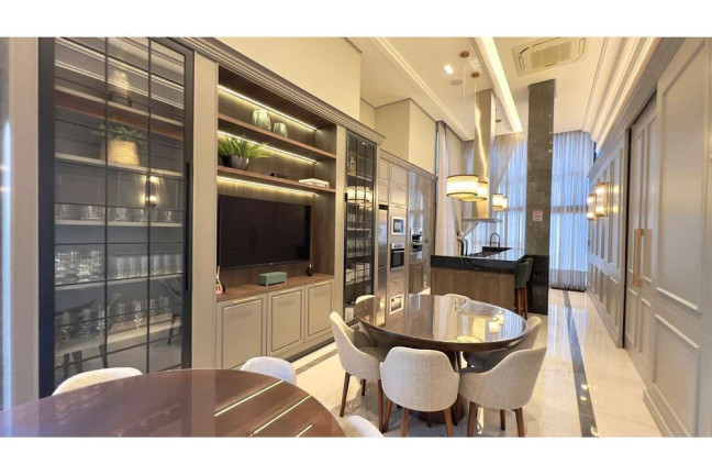 Imagem Imóvel com 4 Quartos à Venda, 138 m² em Centro - Balneário Camboriú Imagem Imóvel com 4 Quartos à Venda, 138 m² em Centro - Balneário Camboriú