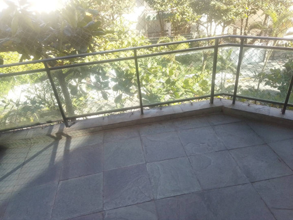 Imagem Apartamento com 4 Quartos para Temporada, 110 m² em Guarujá Imagem Apartamento com 4 Quartos para Temporada, 110 m² em Guarujá