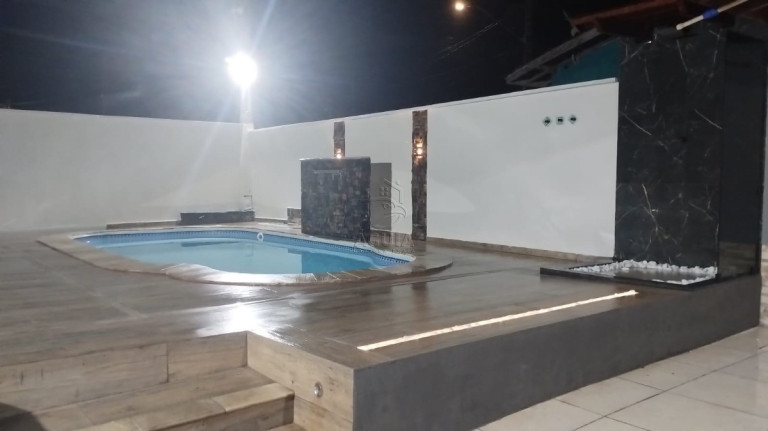 Imagem Casa com 3 Quartos à Venda, 300 m² em Balneário Dos Golfinhos - Caraguatatuba