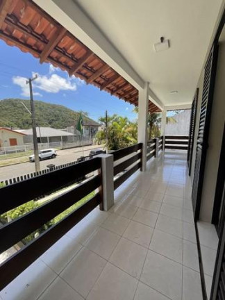 Imagem Casa com 3 Quartos à Venda, 258 m² em Centro - Guaratuba Imagem Casa com 3 Quartos à Venda, 258 m² em Centro - Guaratuba