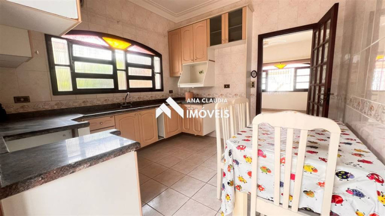 Imagem Casa com 3 Quartos à Venda, em Vila Caicara - Praia Grande Imagem Casa com 3 Quartos à Venda, em Vila Caicara - Praia Grande