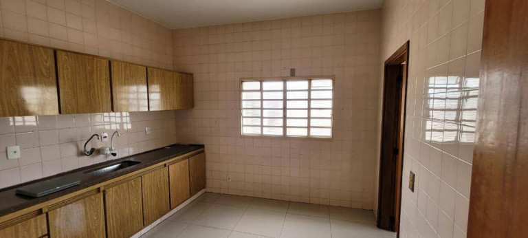 Imagem Casa com 2 Quartos para Alugar, 300 m² em Jardim Tamoio - Jundiaí Imagem Casa com 2 Quartos para Alugar, 300 m² em Jardim Tamoio - Jundiaí