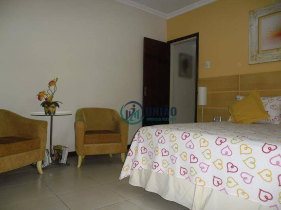 Imagem Casa com 3 Quartos à Venda, 220 m² em Santa Rosa - Niterói Imagem Casa com 3 Quartos à Venda, 220 m² em Santa Rosa - Niterói