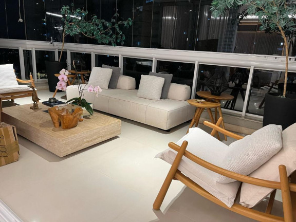 Imagem Apartamento com 3 Quartos à Venda, 245 m² em Santa Rosa - Londrina