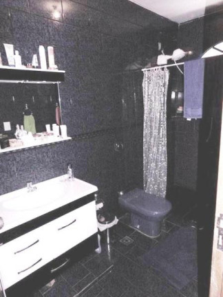 Imagem Casa com 3 Quartos à Venda, 300 m² em Vila Iapi - Taubaté