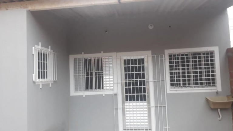 Casa com 1 Quarto à Venda, 30 m² em Residencial Dom Bosco - São José Dos Campos
