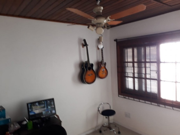 Imagem Casa com 4 Quartos à Venda, 237 m² em Parque Santa Fé - Porto Alegre Imagem Casa com 4 Quartos à Venda, 237 m² em Parque Santa Fé - Porto Alegre