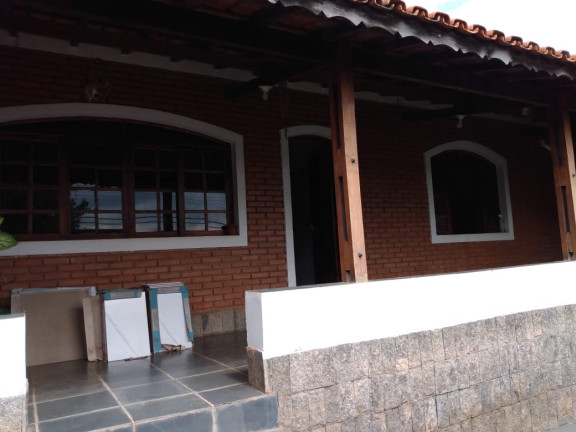 Casa com 3 Quartos à Venda, 230 m² em Jardim Dos Pinheiros - Atibaia