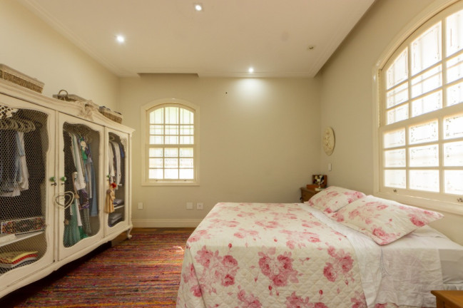 Imagem Casa com 4 Quartos à Venda, 380 m² em Pacaembu - São Paulo
