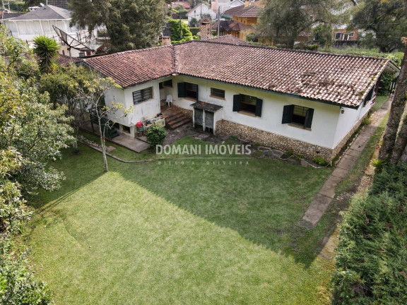 Casa com 6 Quartos à Venda, 225 m² em Região De Capivari - Campos Do Jordão
