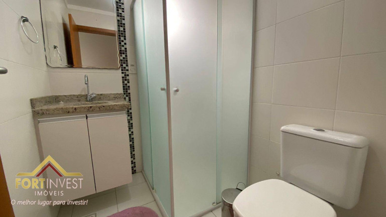 Imagem Imóvel com 2 Quartos à Venda, 68 m² em Canto Do Forte - Praia Grande Imagem Imóvel com 2 Quartos à Venda, 68 m² em Canto Do Forte - Praia Grande
