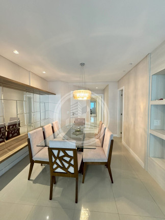 Imagem Apartamento com 4 Quartos à Venda, 131 m² em Centro - Balneário Camboriú Imagem Apartamento com 4 Quartos à Venda, 131 m² em Centro - Balneário Camboriú