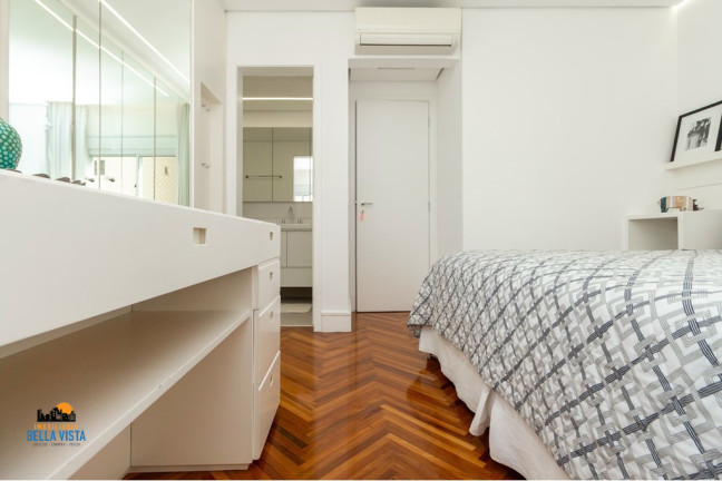 Imagem Apartamento com 2 Quartos à Venda, em Moema - São Paulo Imagem Apartamento com 2 Quartos à Venda, em Moema - São Paulo