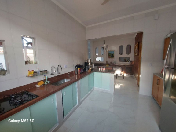 Imagem Casa com 4 Quartos à Venda, 233 m² em Flórida - Praia Grande Imagem Casa com 4 Quartos à Venda, 233 m² em Flórida - Praia Grande