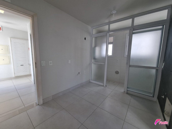 Imagem Apartamento com 2 Quartos à Venda, 62 m² em Centro - Florianópolis Imagem Apartamento com 2 Quartos à Venda, 62 m² em Centro - Florianópolis
