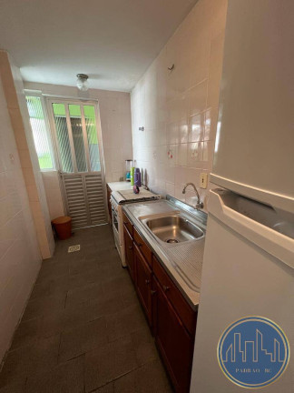 Imagem Apartamento com 3 Quartos para Temporada, 135 m² em Centro - Balneário Camboriú Imagem Apartamento com 3 Quartos para Temporada, 135 m² em Centro - Balneário Camboriú