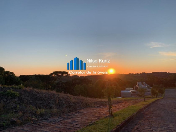Terreno em Condomínio à Venda, 2.700 m² em Vale Dos Vinhedos - Garibaldi