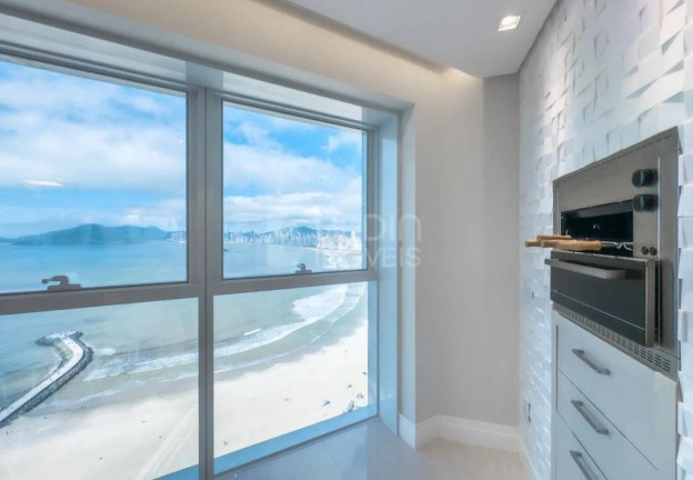 Imagem Apartamento com 3 Quartos à Venda, 165 m² em Pioneiros - Balneário Camboriú Imagem Apartamento com 3 Quartos à Venda, 165 m² em Pioneiros - Balneário Camboriú