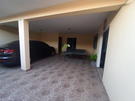 Imagem Casa com 3 Quartos à Venda, 202 m² Imagem Casa com 3 Quartos à Venda, 202 m²