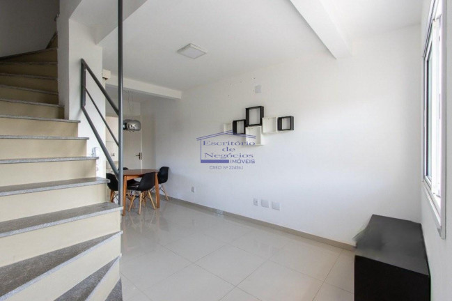 Imagem Casa com 2 Quartos à Venda, 74 m² em Nonoai - Porto Alegre