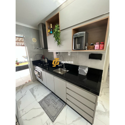 Imagem Casa com 2 Quartos à Venda, 60 m² em Santa Regina - Itajaí