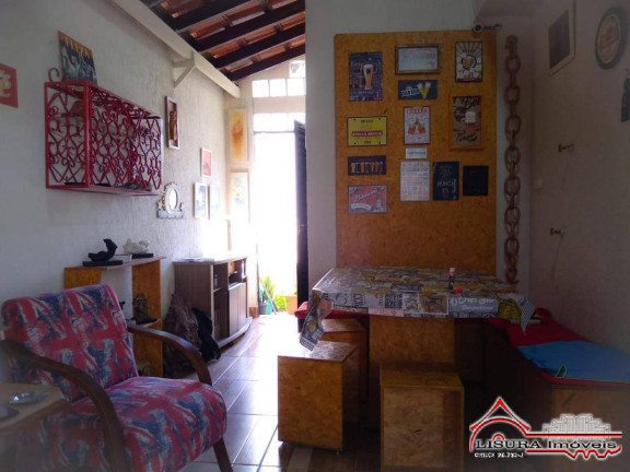 Imagem Casa com 4 Quartos à Venda, 200 m² em Jardim Califórnia - Jacareí Imagem Casa com 4 Quartos à Venda, 200 m² em Jardim Califórnia - Jacareí