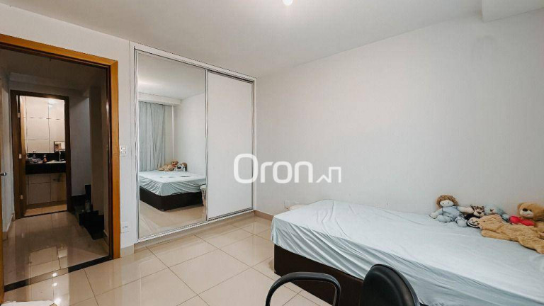 Imagem Sobrado com 5 Quartos à Venda, 317 m² em Setor Bueno - Goiânia