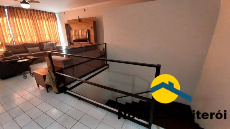 Imagem Casa com 4 Quartos à Venda, 240 m² em Centro - Niterói Imagem Casa com 4 Quartos à Venda, 240 m² em Centro - Niterói