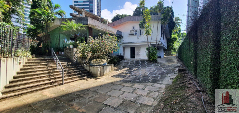 Casa com 7 Quartos à Venda, 780 m² em Monteiro - Recife