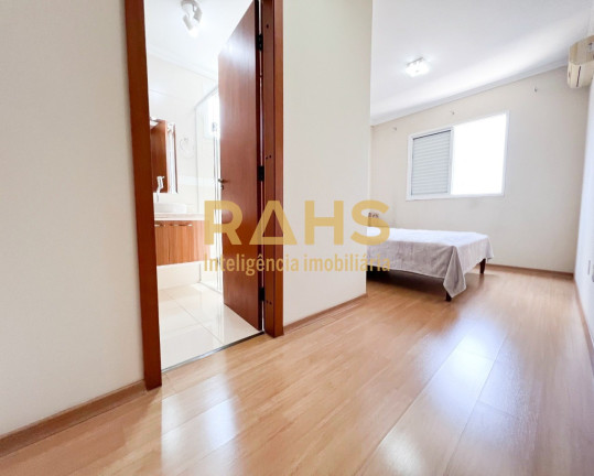 Imagem Apartamento com 3 Quartos à Venda, 127 m² em Centro - Joinville