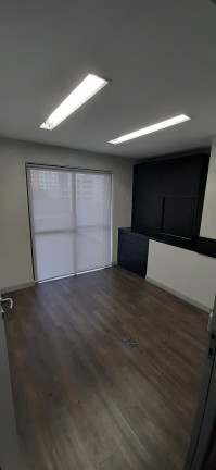 Imagem Sala Comercial à Venda, 205 m² em Auxiliadora - Porto Alegre Imagem Sala Comercial à Venda, 205 m² em Auxiliadora - Porto Alegre
