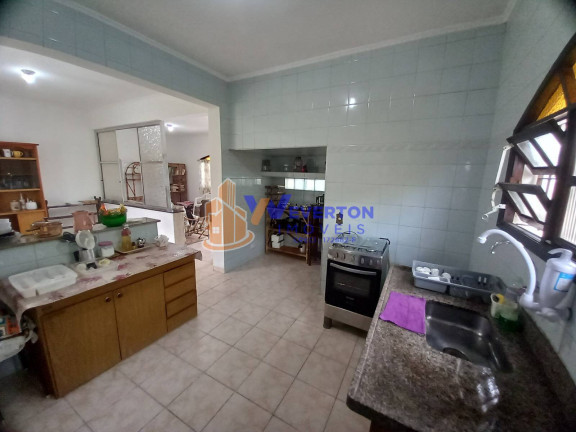 Imagem Casa com 2 Quartos à Venda, 290 m² em Itaguai - Mongaguá