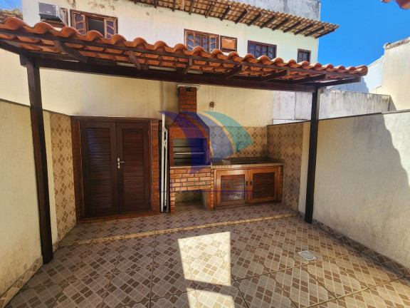 Imagem Casa com 2 Quartos à Venda, 90 m² em Portinho - Cabo Frio