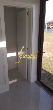 Imagem Casa de Condomínio com 4 Quartos à Venda, 350 m² em Atlantida Sul - Osorio