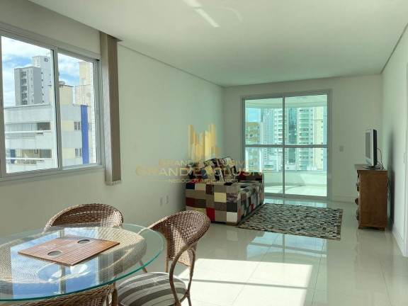 Apartamento com 3 Quartos à Venda, 115 m² em Centro - Balneário Camboriú