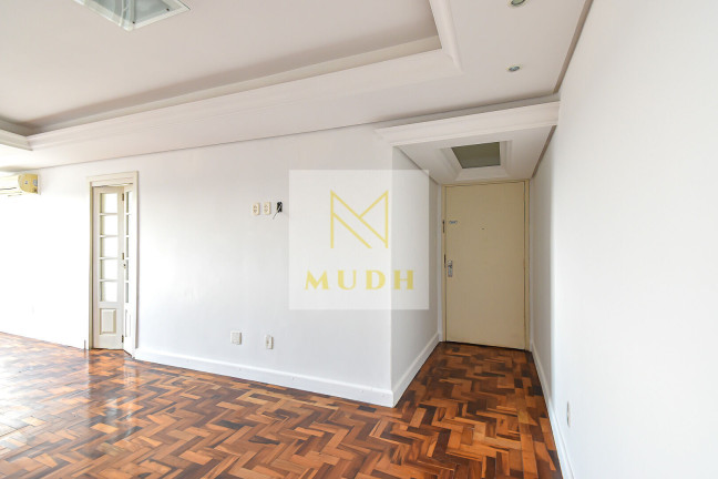Imagem Apartamento com 3 Quartos à Venda, 105 m² em Medianeira - Porto Alegre Imagem Apartamento com 3 Quartos à Venda, 105 m² em Medianeira - Porto Alegre